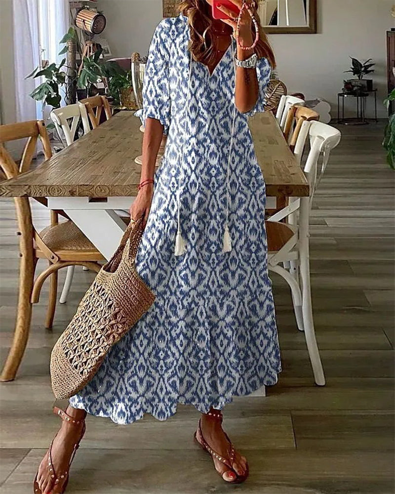 CASSIA™ - Flattering Floral Dress