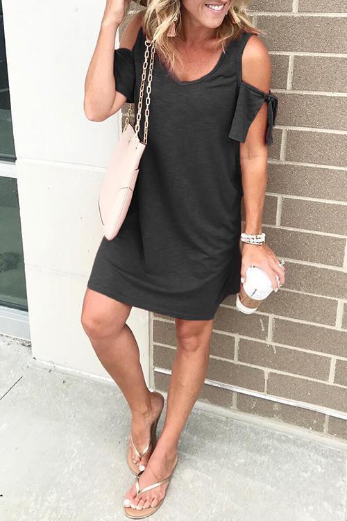 Margovil Cold Shoulder Short Sleeve Solid Dress