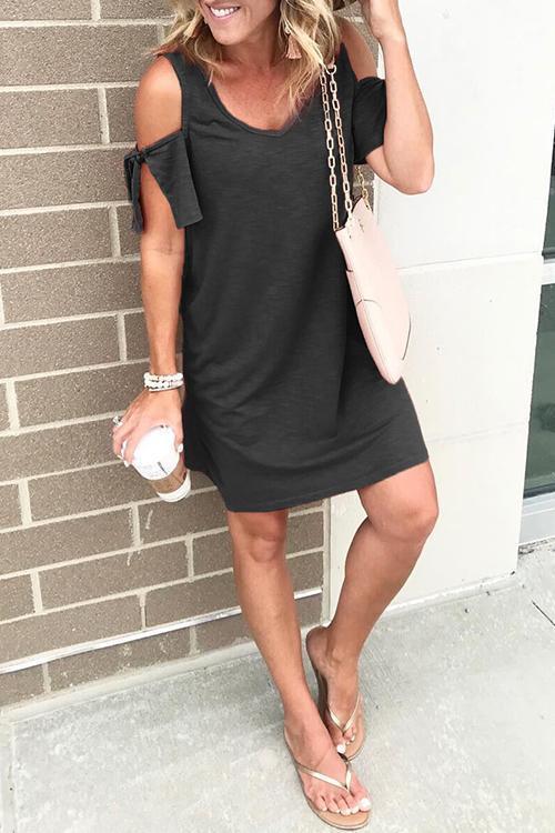 Margovil Cold Shoulder Short Sleeve Solid Dress