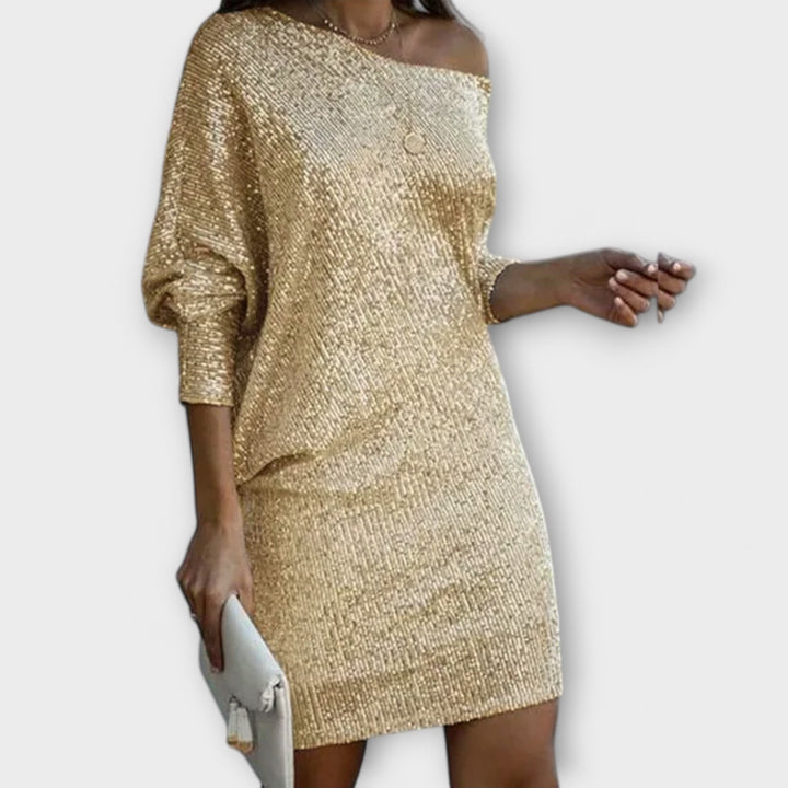 Shiny, sequined dresses with contrast