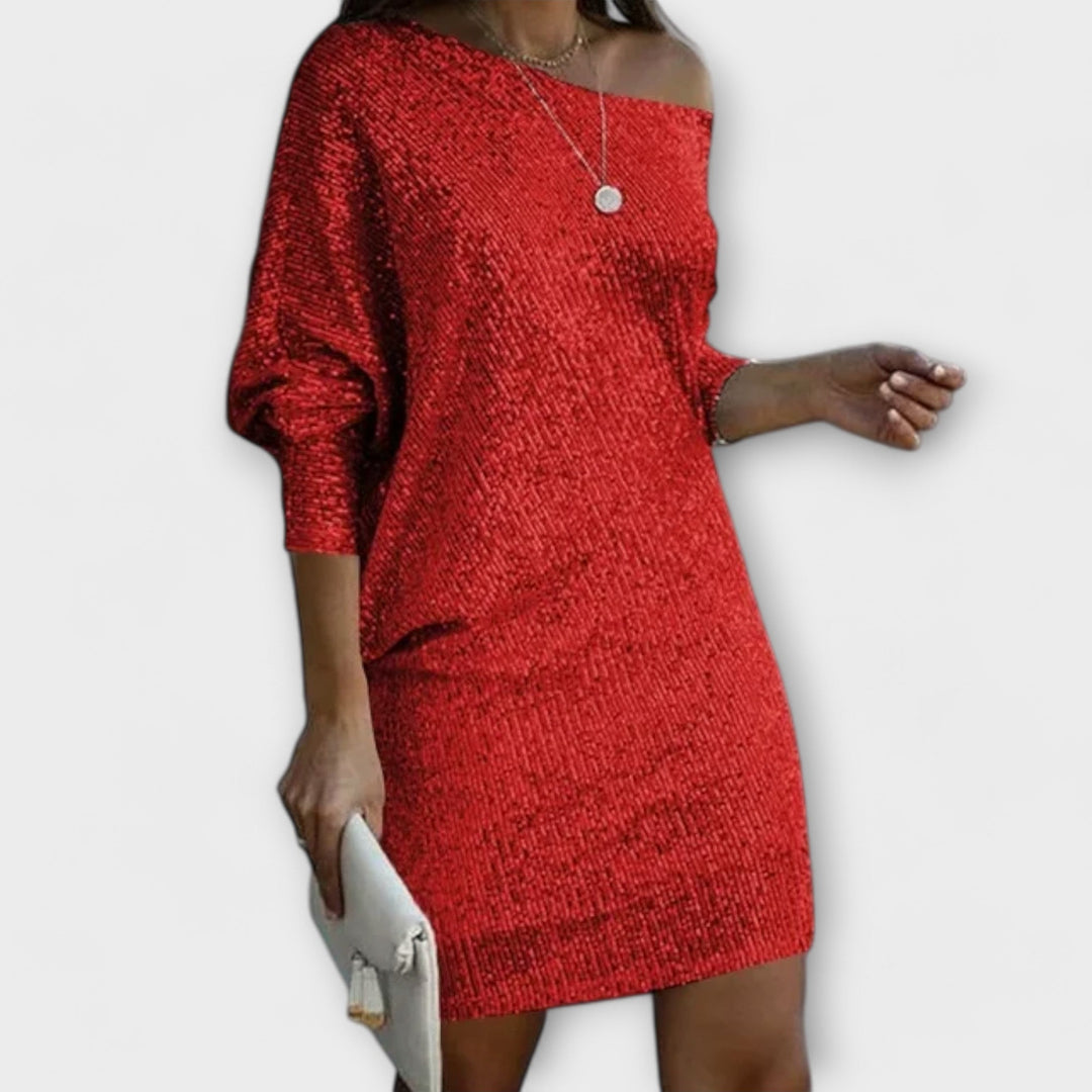 Shiny, sequined dresses with contrast