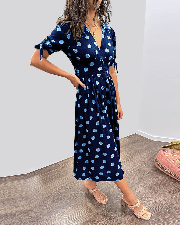 Monique | Elegant dress with polka dots