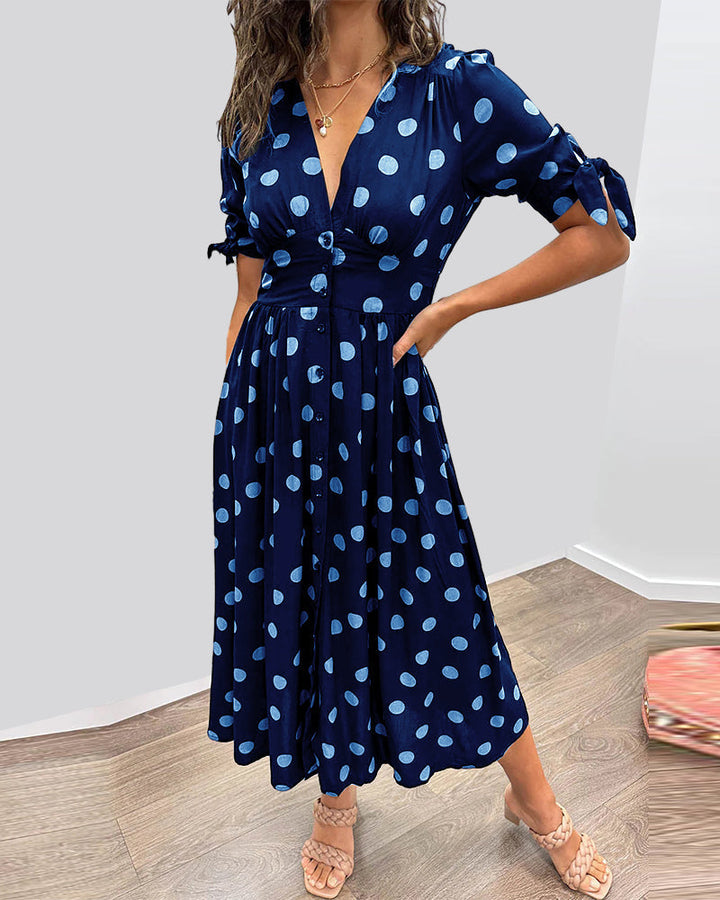Monique | Elegant dress with polka dots