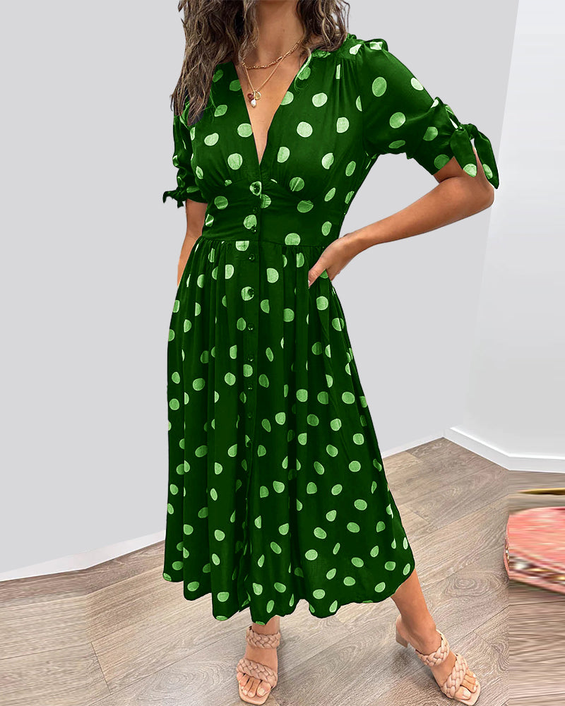 Monique | Elegant dress with polka dots