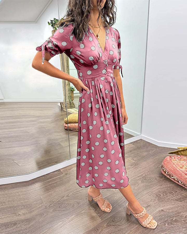 Monique | Elegant dress with polka dots