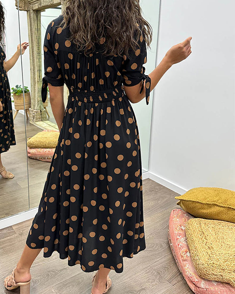 Monique | Elegant dress with polka dots