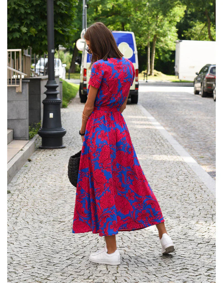 Julia – Elegant V-Neck Dress