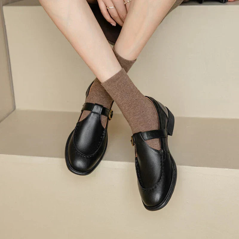 Belliora Retro Shoes