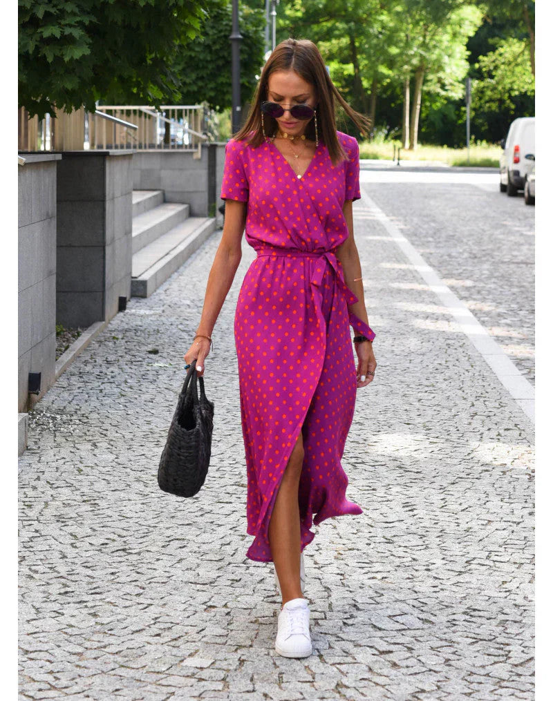 Julia – Elegant V-Neck Dress