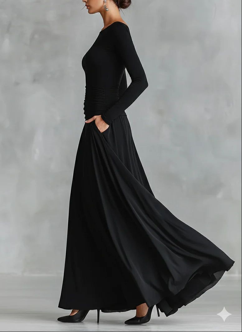 Etna | Modern long dress in black crepe with boat neck and pleats