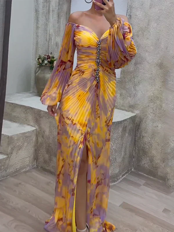 Amelia™ | Elegant dress with V-neck