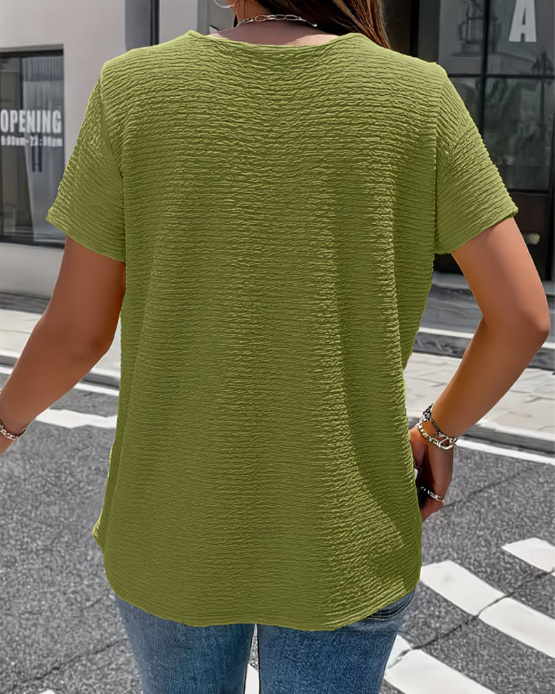 Peter Pan Collar T-Shirt with Buttons