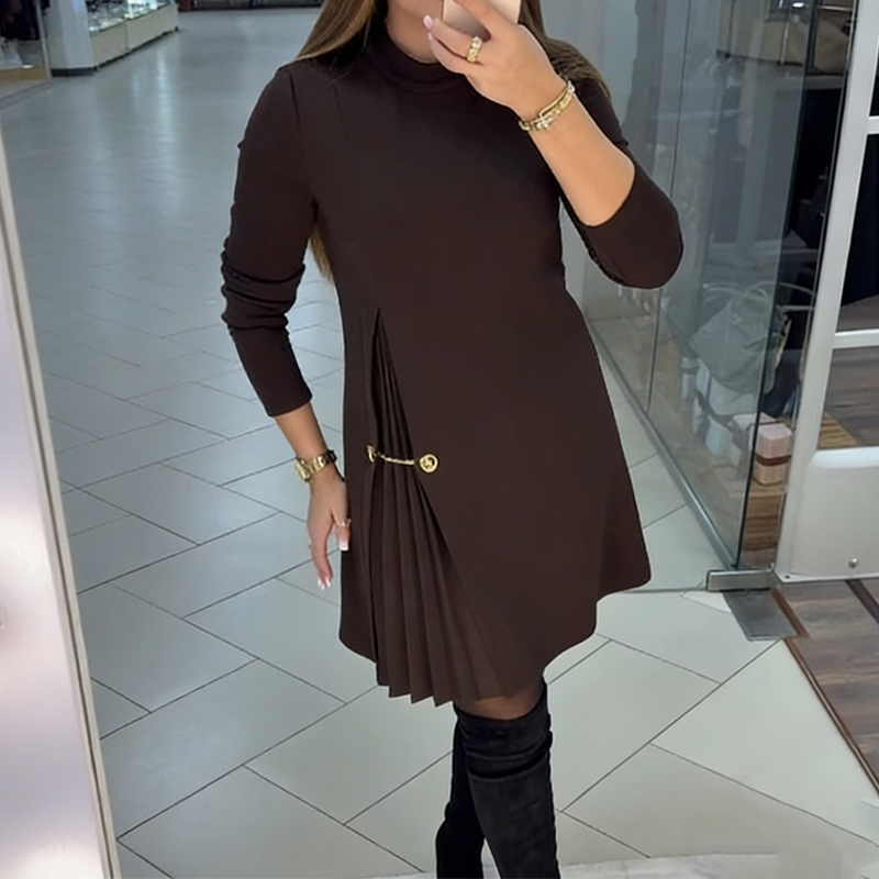 Fianna | Stylish A-line dress with pleats and gold chain accents
