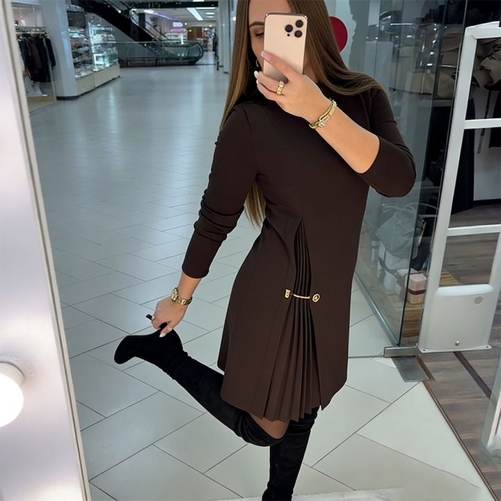 Fianna | Stylish A-line dress with pleats and gold chain accents